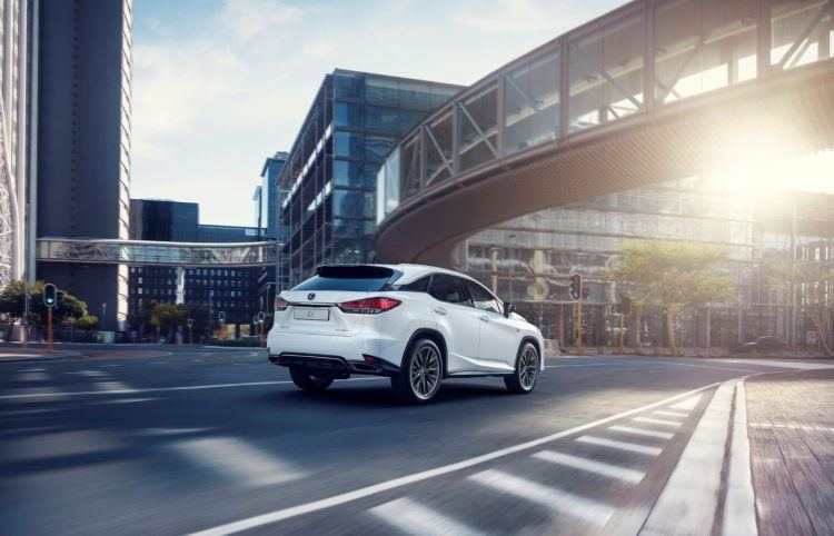 2020 Lexus RX and RXL: short and detailed introduction 