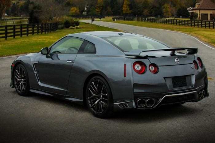 2018 Nissan GT-R launches new trim levels and kits 