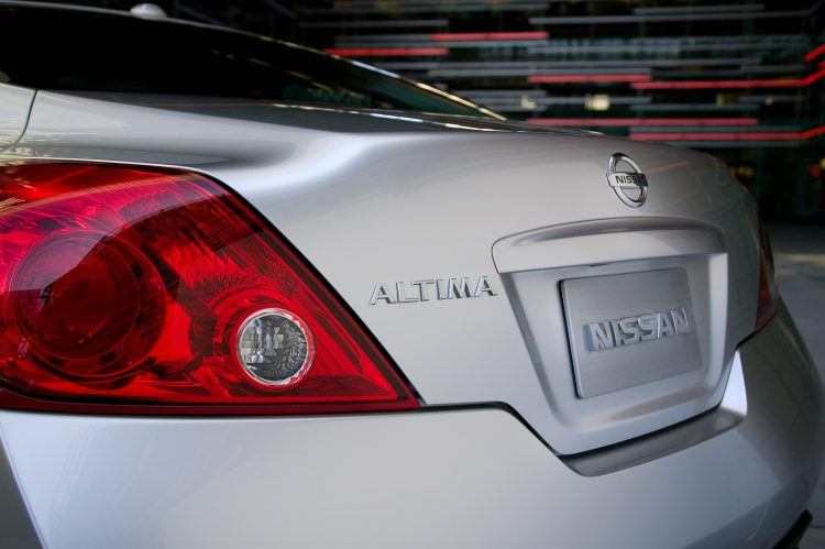 2008 Nissan Altima Coupe review