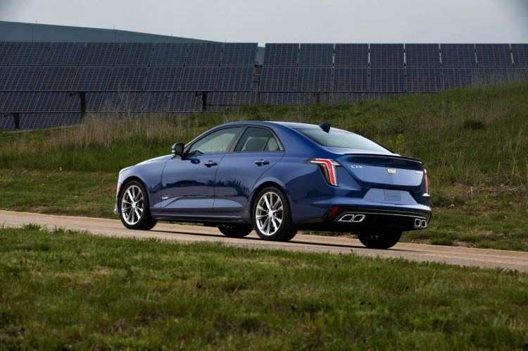 Cadillac CT4-V and CT5-V: Meet two beautiful (and powerful) twins 