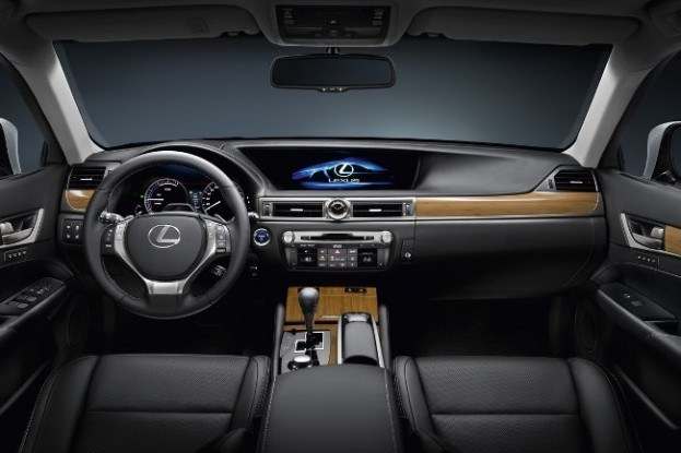 2013 Lexus GS 450h Hybrid Review 