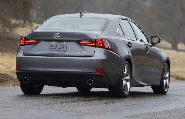 2014 Lexus IS250 AWD review