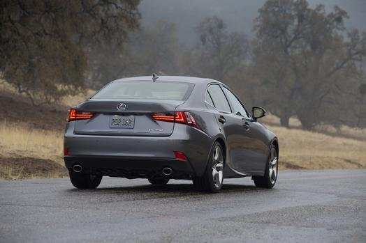 2014 Lexus IS350 AWD review 