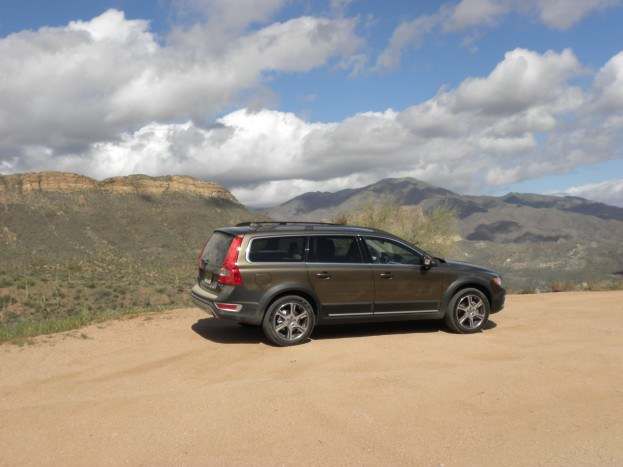 2012 Volvo XC70 on the Apache Trail in Arizona 