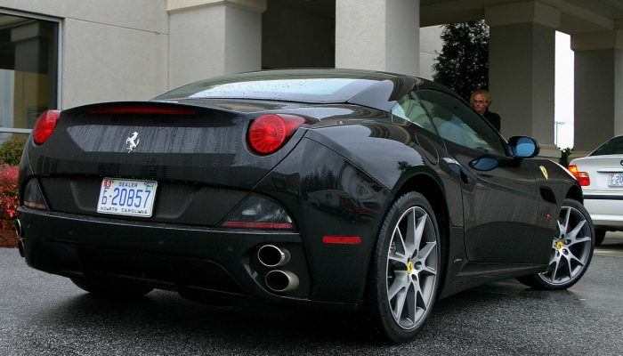 2010 Ferrari California Review
