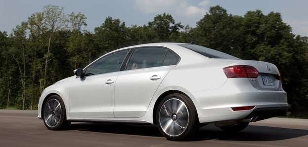 2012 Volkswagen Jetta GLI review 
