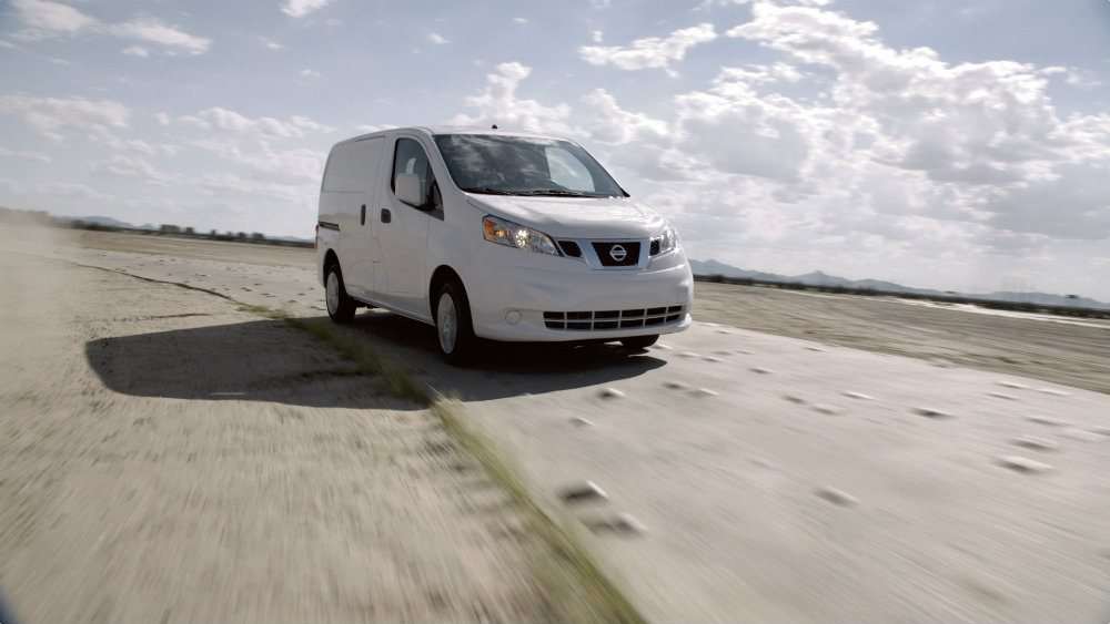 2017 Nissan NV200: The smart compact cargo transporter 