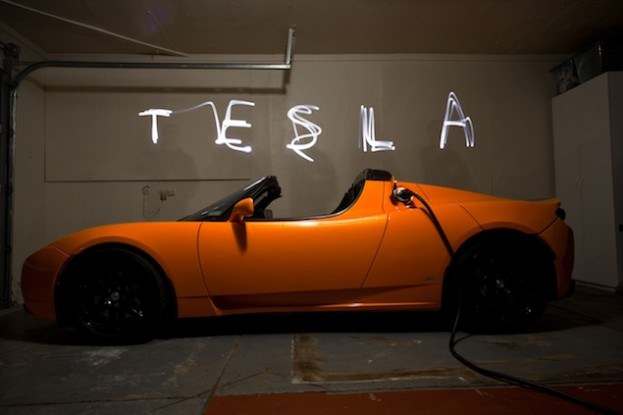 Why many drivers may wait to get a Tesla-financial analysis