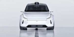 Tesla Working on $25,000 Hatch, Report Says