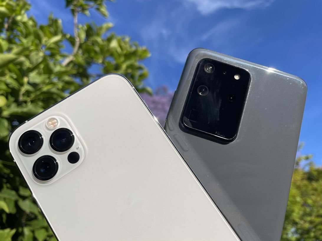 Comparison between iPhone 12 Pro and Samsung Galaxy S20 Ultra camera