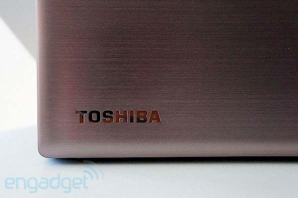 Toshiba Satellite U845W review: an Ultrabook with a screen size all its own