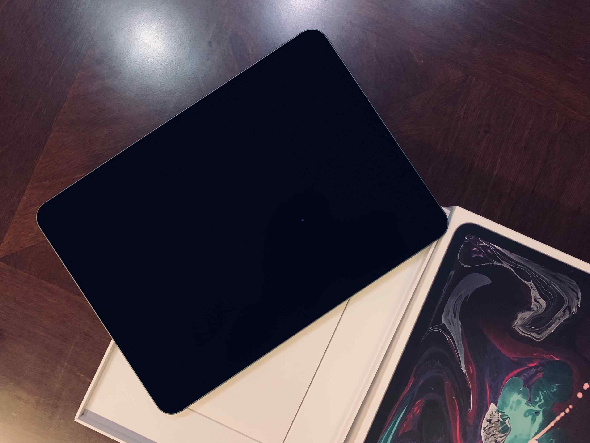  iPad Pro 11” – wyjmujemy z pudełka i pierwsze wrażenia 