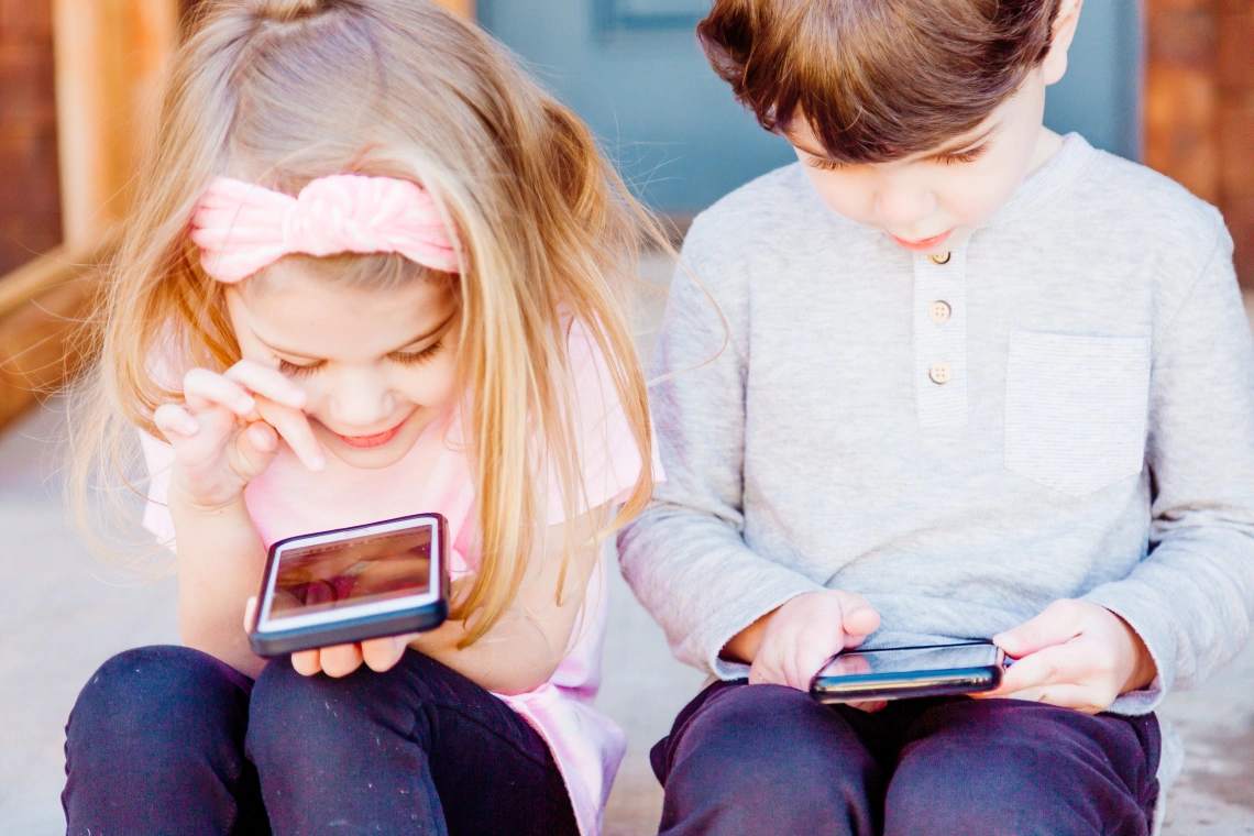 Najlepsze smartfony dla dzieci w 2021/2022 [RANKING]