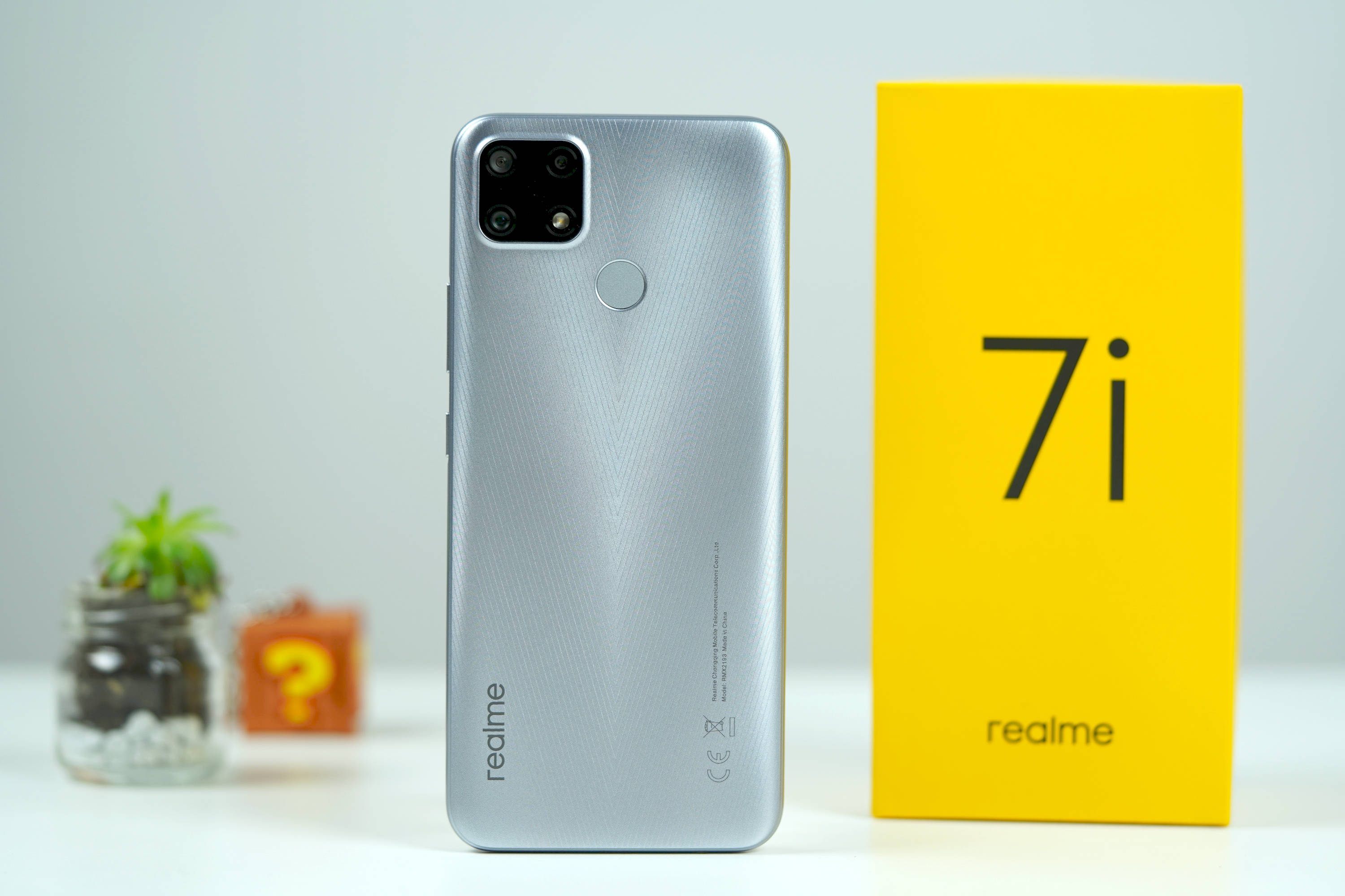 Realme 7I review - forget about the charger