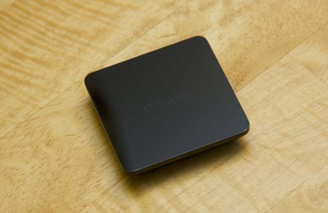 Look Ma, no wires! A mini-review of Google’s Nexus Wireless Charger