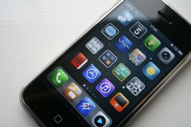 Rejected By Apple, iPhone Developers Go Underground