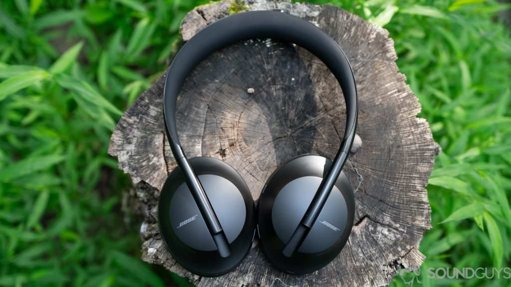Bose Noise Cancelling Headphones 700 vs Sony WH-1000XM4