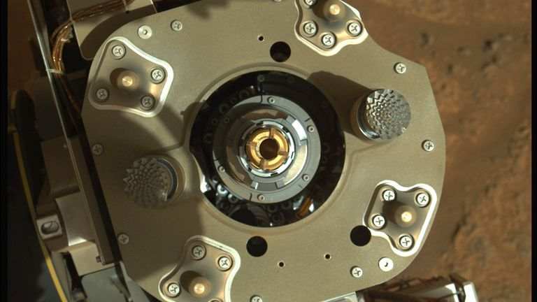 Le rover Perseverance de la NASA ne parvient pas à collecter des roches lors de la première tentative de forage sur Mars