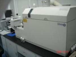 RF mass spectrometer