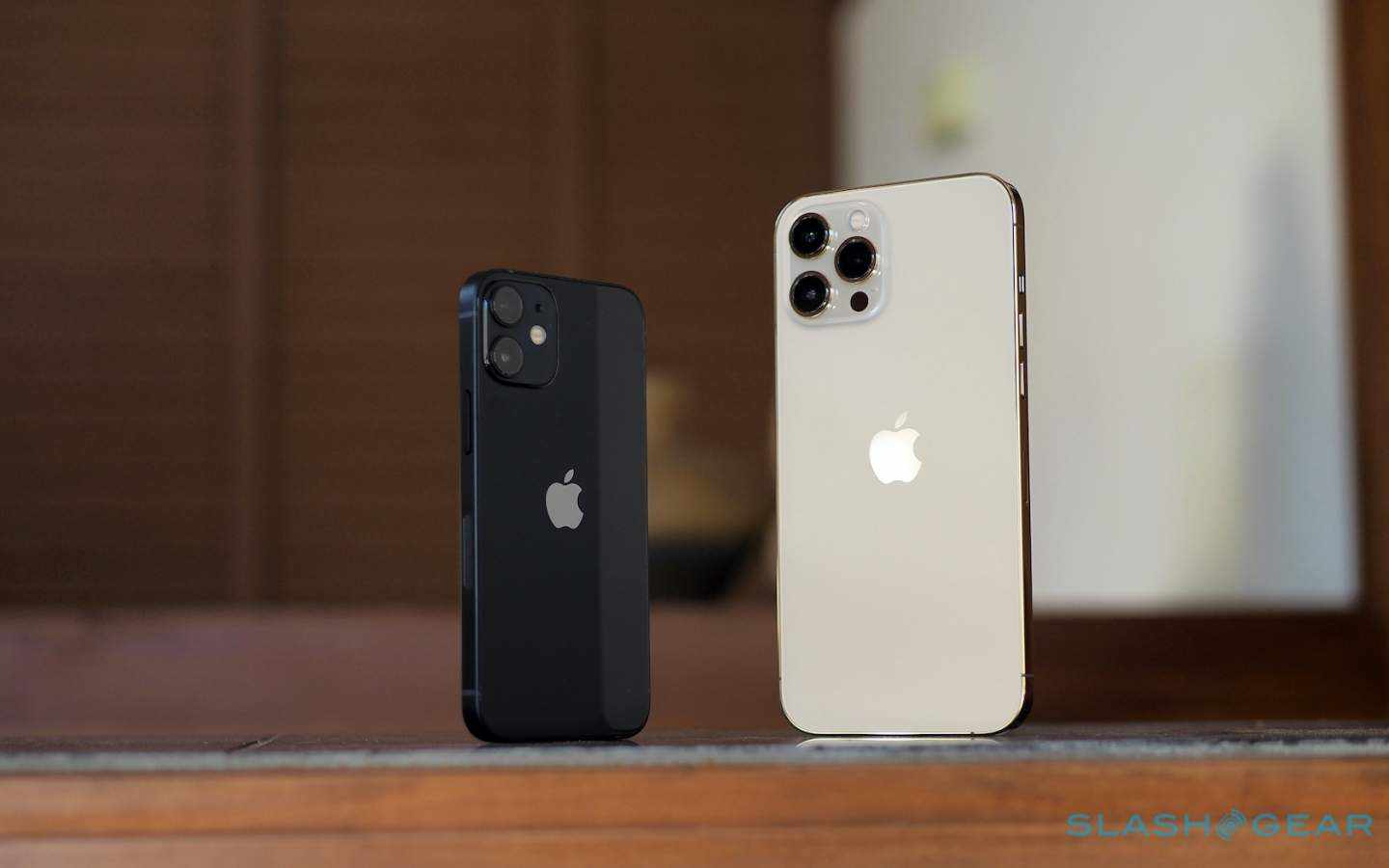 Une enquête sur l'iPhone 13 suggère qu'Apple fait face à un trimestre record