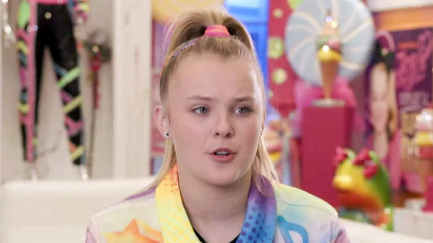 JoJo Siwa Will Make History In The 1st Same-Sex Pairing On 'Dancing With The Stars'