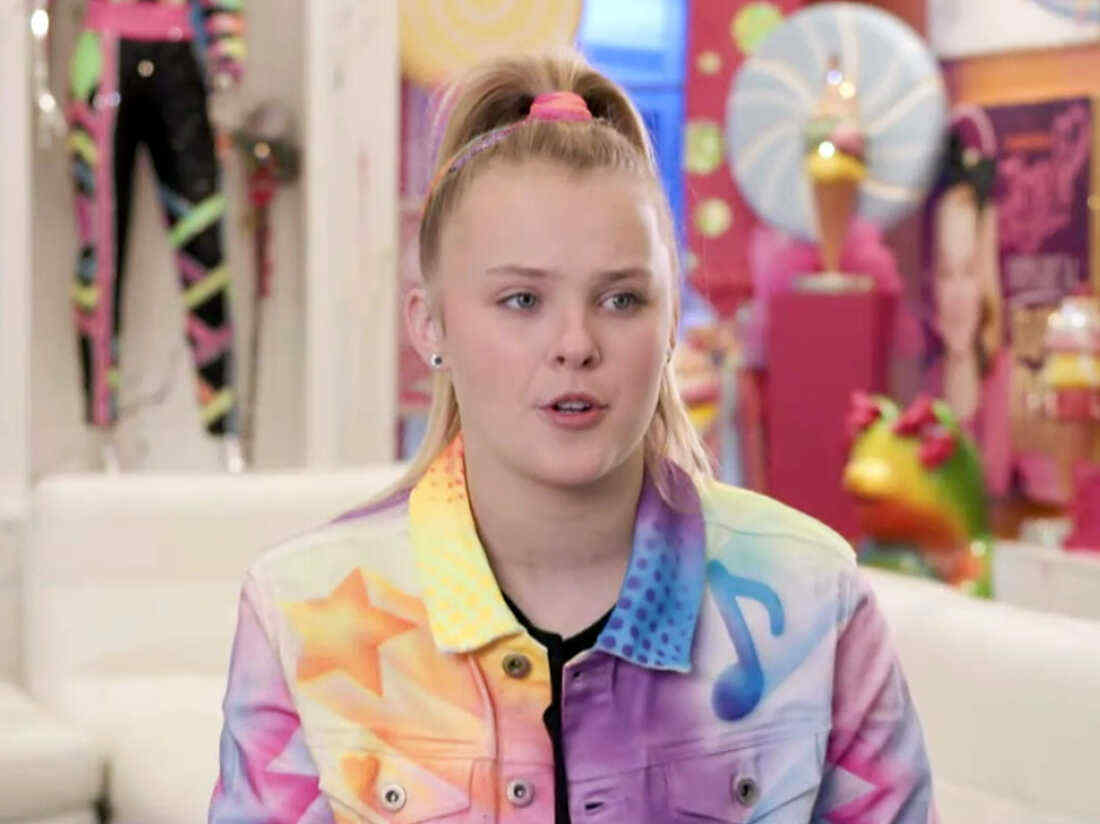 JoJo Siwa Will Make History In The 1st Same-Sex Pairing On 'Dancing With The Stars' 