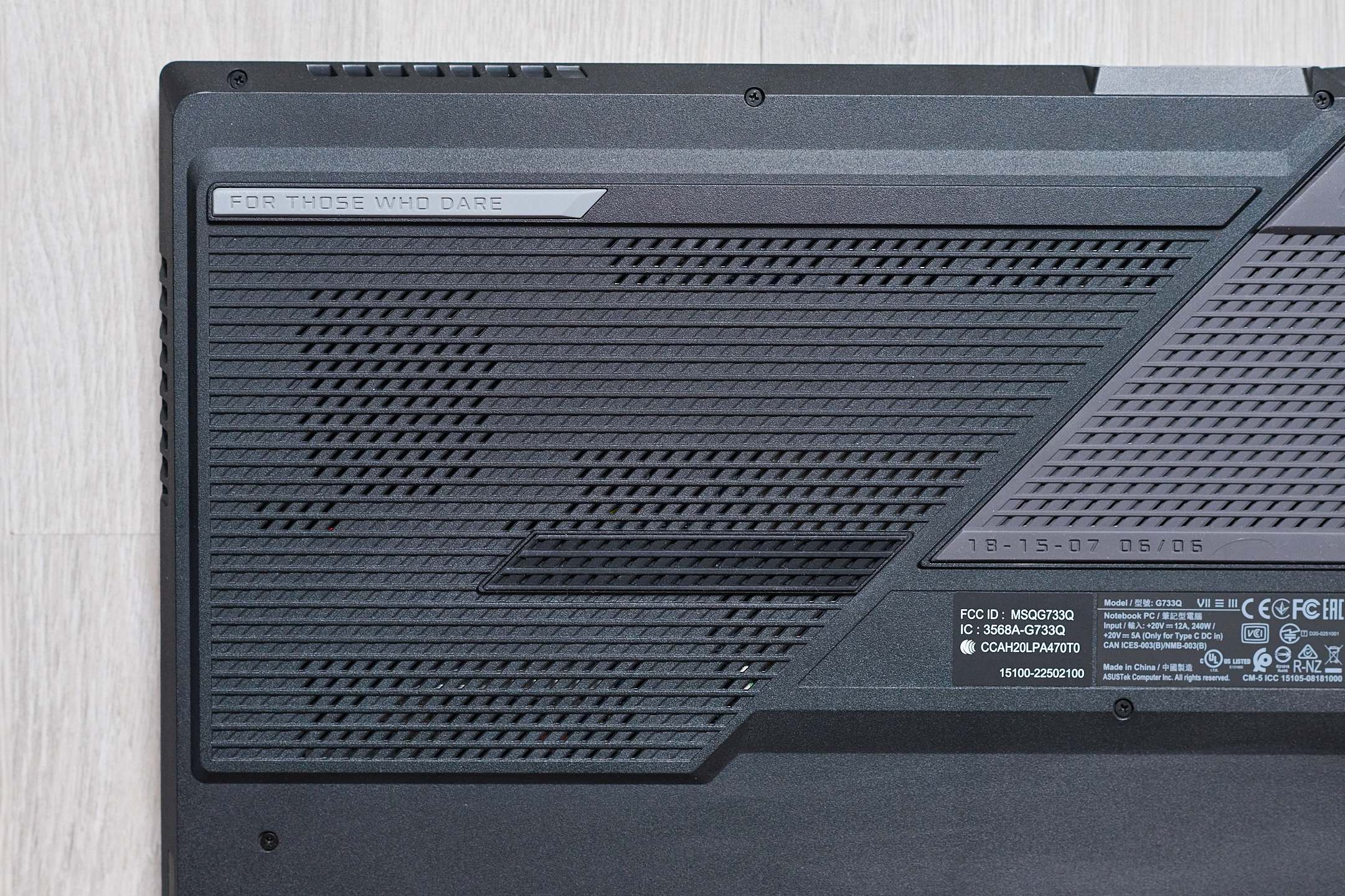 Test Asus ROG Strix SCAR G733 - Ecran 360Hz, une première sur un PC portable gamer 