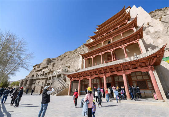 Comment la protection numérique permet à la beauté des grottes de Dunhuang de voyager dans le temps et l'espace 