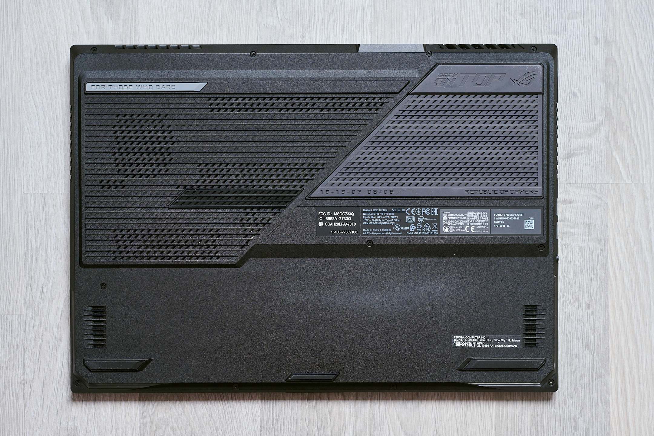 Test Asus ROG Strix SCAR G733 - Ecran 360Hz, une première sur un PC portable gamer 