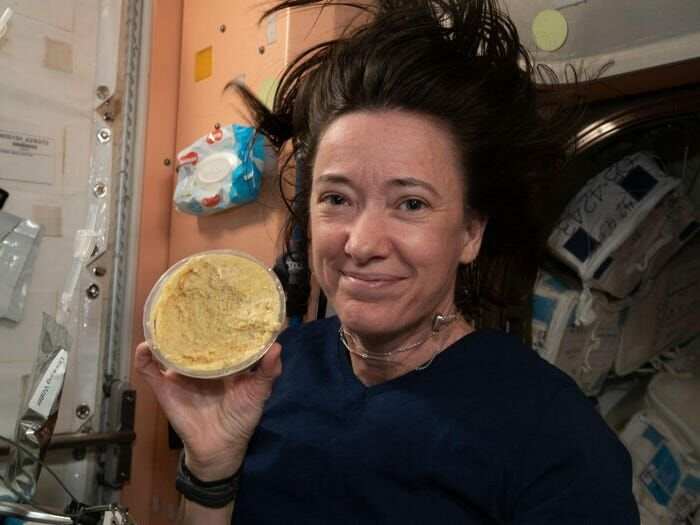 On a testé les plats préparés pour Thomas Pesquet à bord de l'ISS 