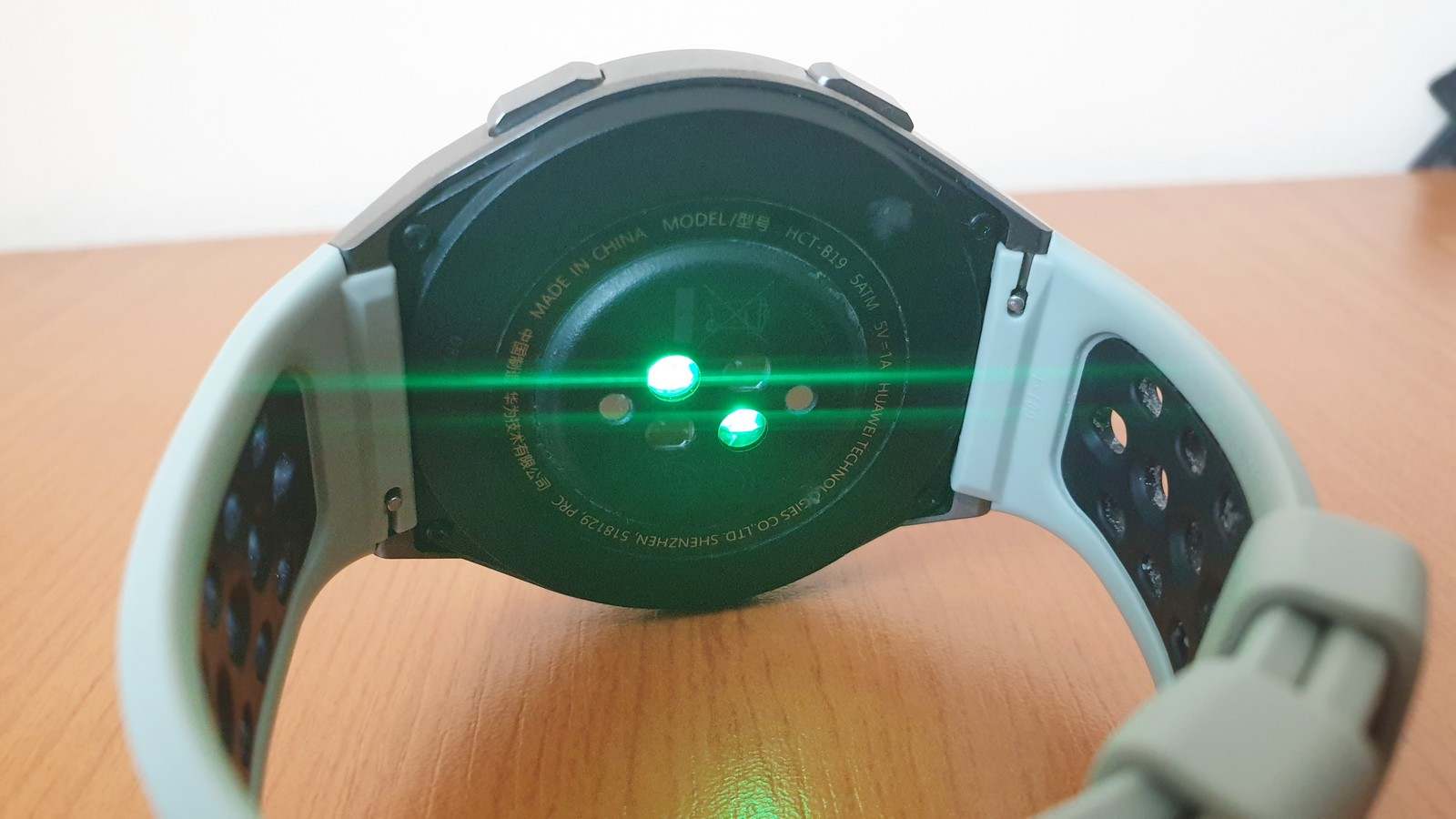 Huawei Watch GT 2e Review: Un smartwatch pentru sportivi, cu ecran AMOLED și autonomie impresionantă 