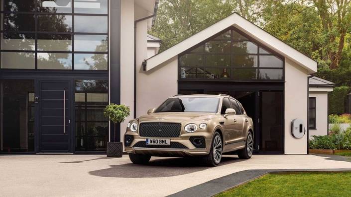 Bentley : léger restylage pour le Bentayga Hybrid 