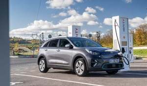 Kia offre un an d'abonnement à Ionity et aux bornes publiques