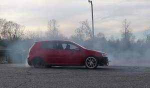 The Volkswagen Golf GTI "easily" transformed into propulsion