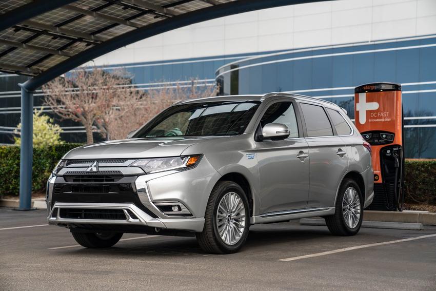2020 Mitsubishi Outlander PHEV Review: How does this plug-in hybrid vehicle stack up?