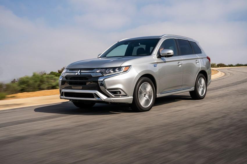 Mitsubishi Outlander PHEV debuts in 2021, with more efficient power system and greater range