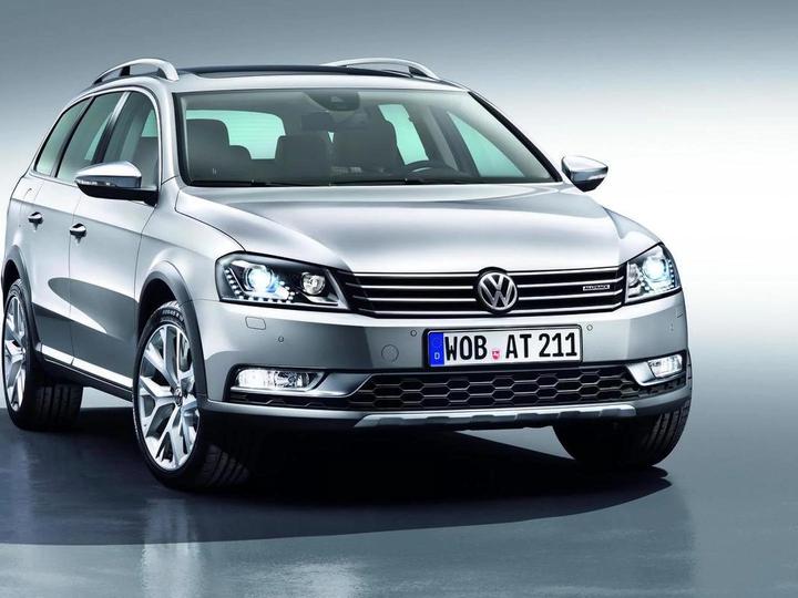Volkswagen Passat enters European Alltrack