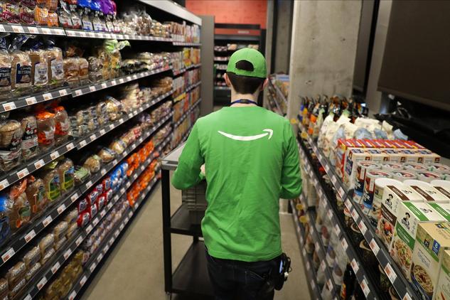 ¿Supermercados sin cajas registradoras? Amazon lo hace posible 