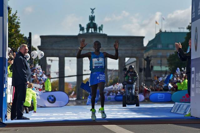 Marathon-Weltrekord: Wie Eliud Kipchoge 2017 noch an der Zwei-Stunden-Marke scheiterte