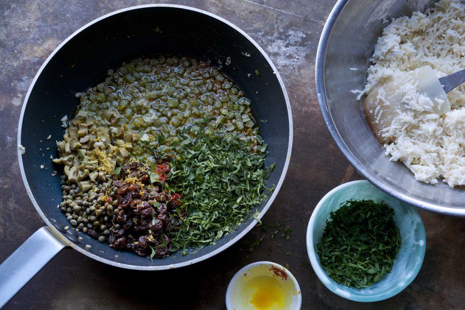 Yotam Ottolenghi: Rezept für Reisküchlein mit Salsa 