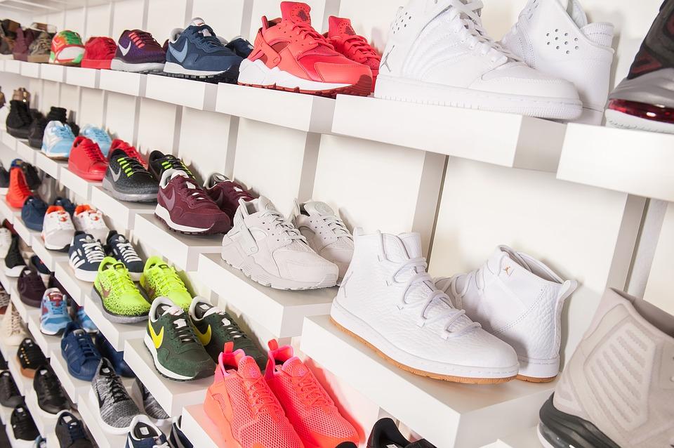 Sneakerheads aufgepasst, bald kommt der Mobile Authenticator von Ebay