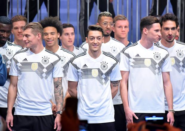Fußball-WM 2018: Das Millionengeschäft mit dem Deutschland-Trikot
