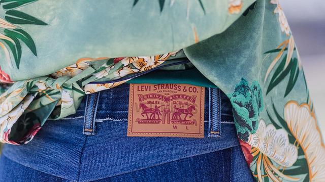 Levi&#39;s Jeans, Satisfyers, Kaffeemaschinen, ölfreie Fritteusen  die besten Angebote der Woche bei Amazon