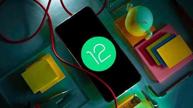 Google postponed the release of Android 12. The company has problems with updating