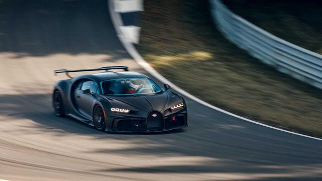 Comment les ingénieurs peaufinent la Bugatti Chiron Pur Sport sur la piste