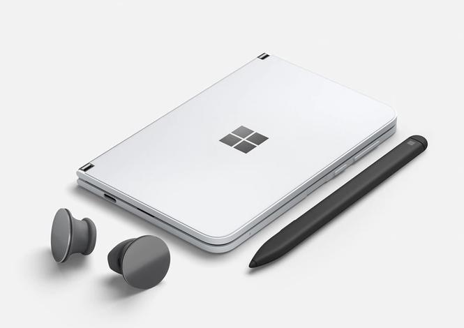 Najnowsze szaleństwo Omicrono Microsoft: telefon Surface z 3 ekranami połączonymi zawiasami 