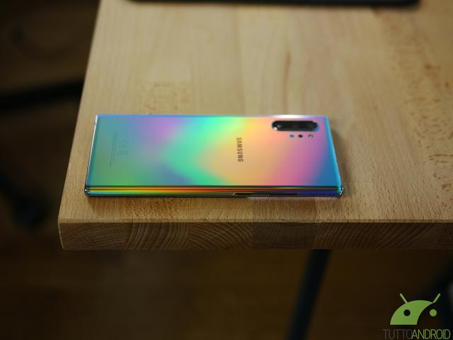Accoglie la patch di dicembre 2021 il Samsung Galaxy Note 10 Lite 