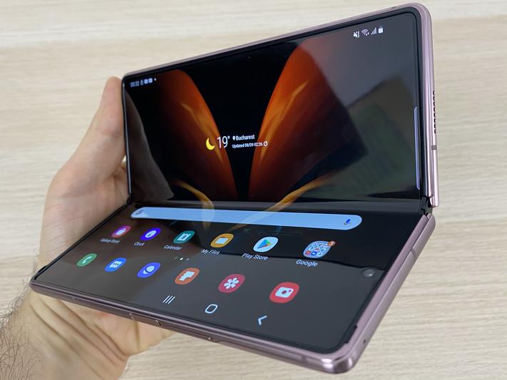 Samsung Galaxy Z Fold 2 5G detailed review in Romanian (Evaluation Mobilissimo) (Introduction, Design, Display)
