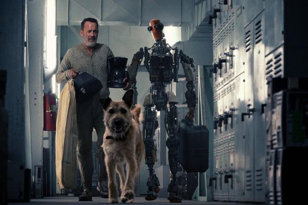 REVIEW: Finch, o explorare emoționantă a lui Tom Hanks a ceea ce înseamnă să fii om, chiar și într-un scenariu postapocaliptic