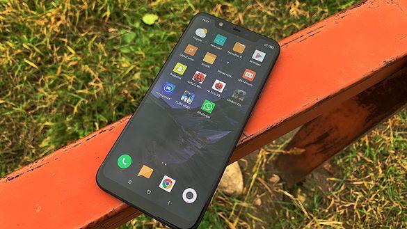 Test Xiaomi Mi 8 – przypomina iPhone'a X, ale nie ceną